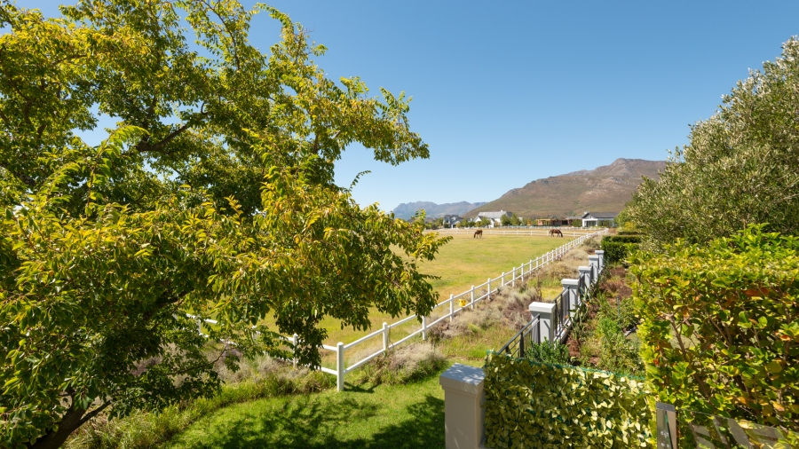 4 Bedroom Property for Sale in Val De Vie Estate Western Cape